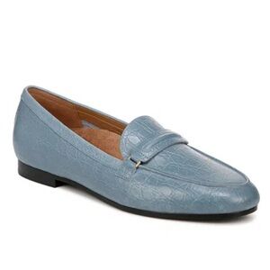 Vionic Newport Loafers in Vintage Blue Haze Women's Size 6M